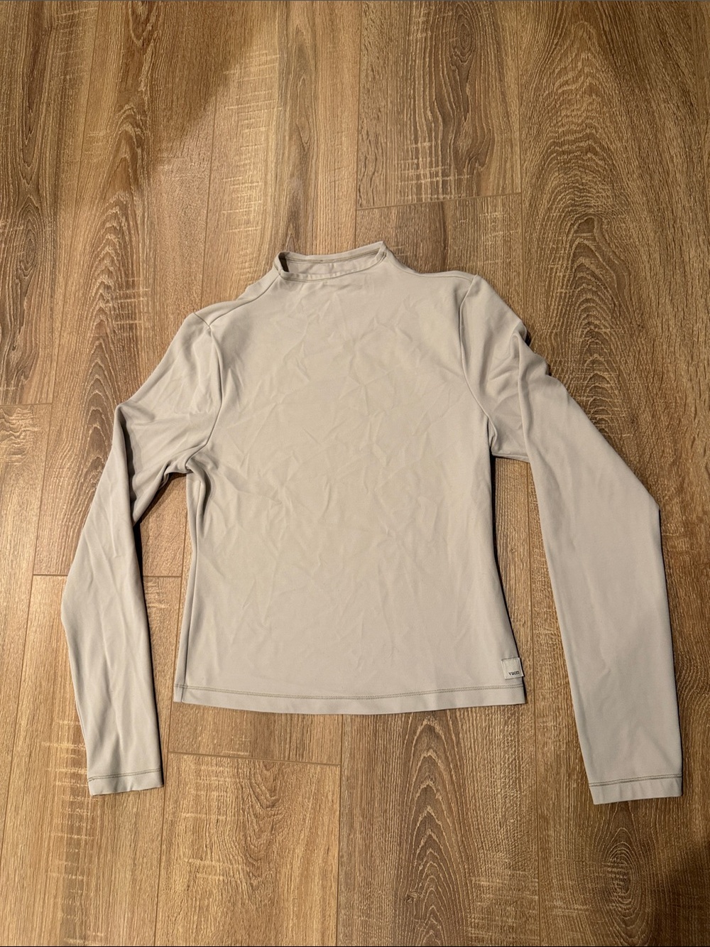 Vuori Long-Sleeve Mock Neck Top - Unbranded